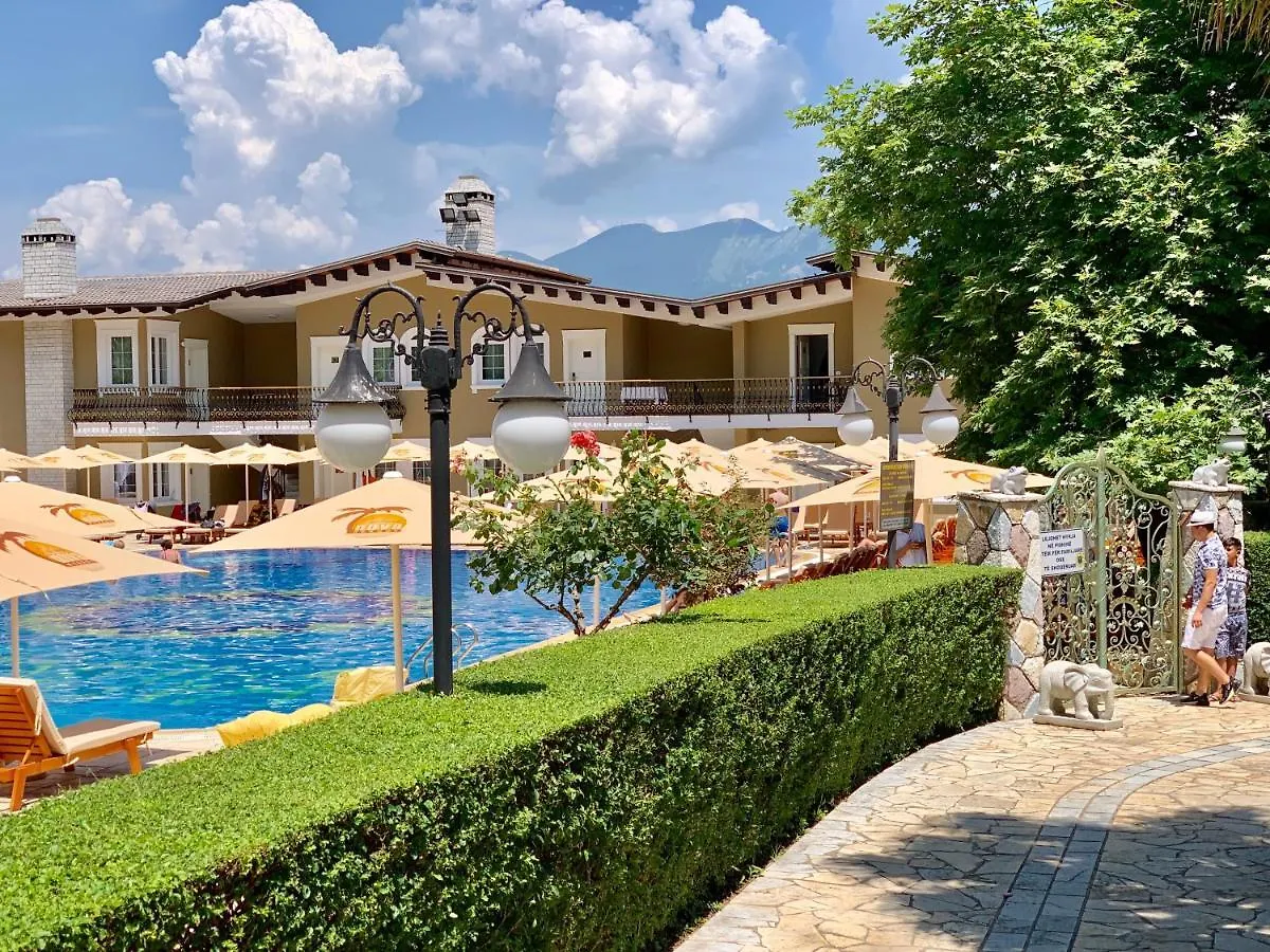 ****  Palmanova Resort Mirash Albanien