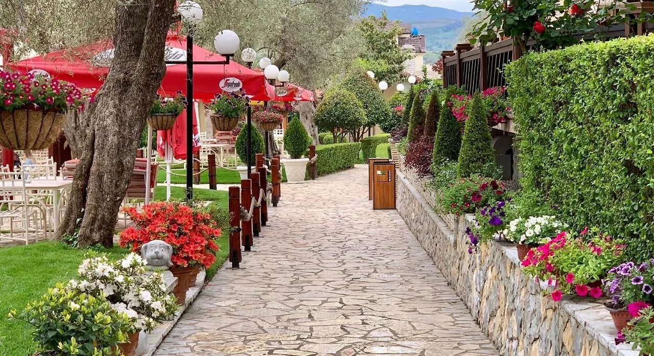 Palmanova Resort Mirash