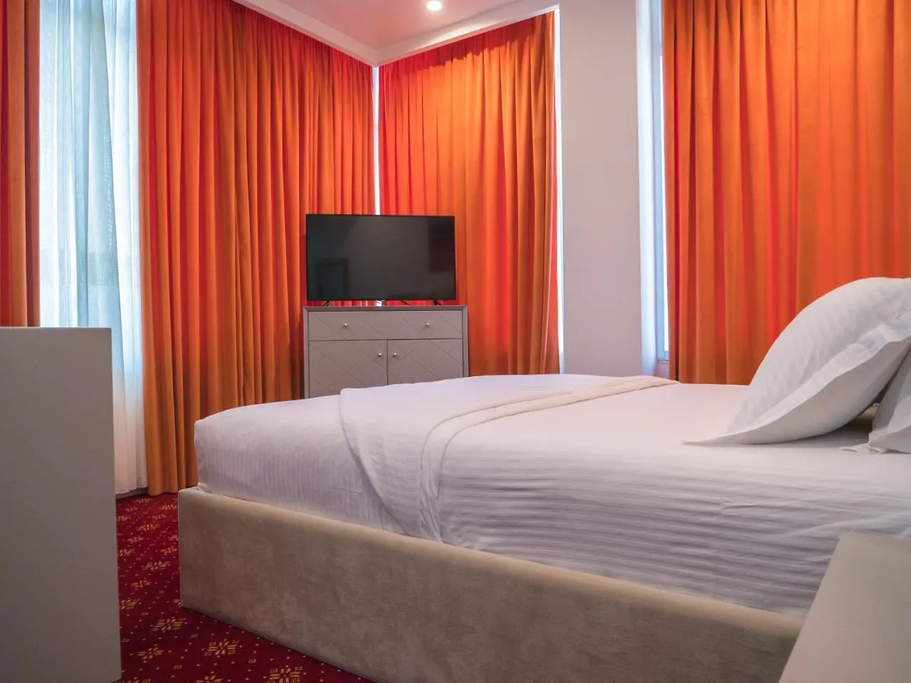 Palmanova Resort تيرانا